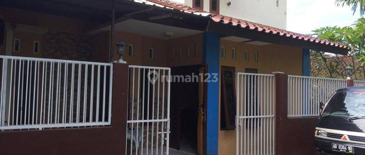 Rumah 2 Lantai Di Tenagh Kota Dekat Dengan Alun Alun Kidul 1