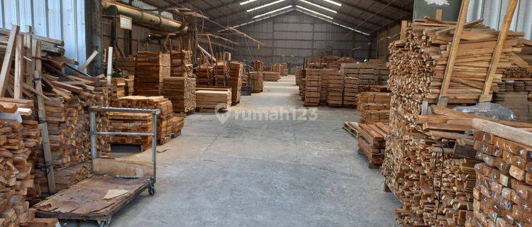 Jual Gudang hitung tanah ,Ruang Oven kayu +Ged Office 2 lt 1