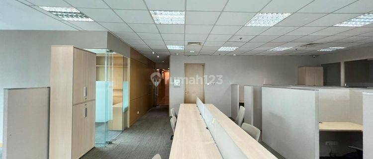 Ruang Kantor Full Furnished Siap Pakai. Bebas Ganjil Genap. Dilalui LRT, Transjakarta. Dekat Setiabudi one 1