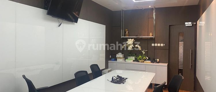 Hot Deal | 284 Sqm Furnished Office At District 8 Scbd 1