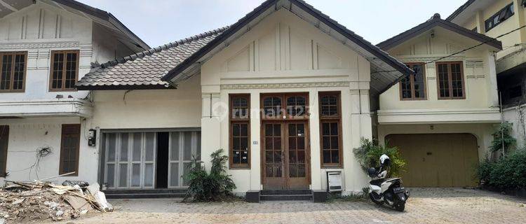 FOR RENT  SEWA Ruang Usaha di Pasirkaliki Main Road   1