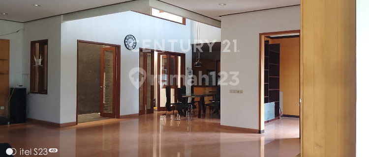 Minimalist House Ready to Occupy, Good, Cool, Comfortable, Setra Duta. 1