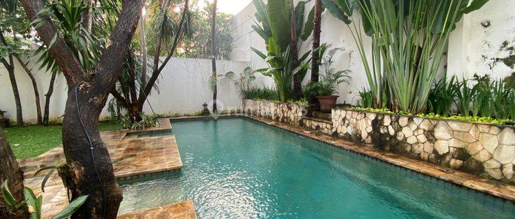 BEAUTIFUL HOUSE BALI STYLE AT CIPETE 1