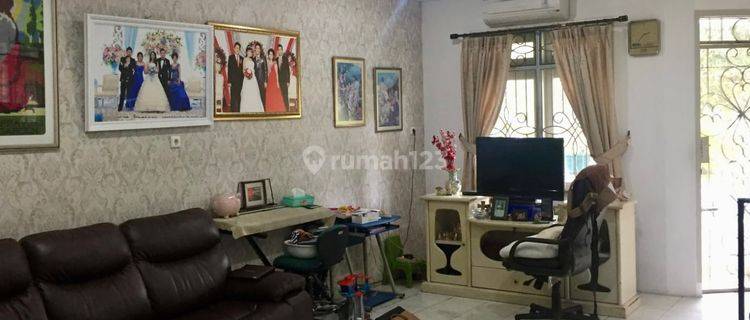 Dijual Rumah Tanjung Duren Utara 144m2 4KT Jalan 2 Mobil 1