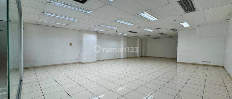 Dijual Ruko FrenchWalk MOI 7x13m2 Siap Pakai 1