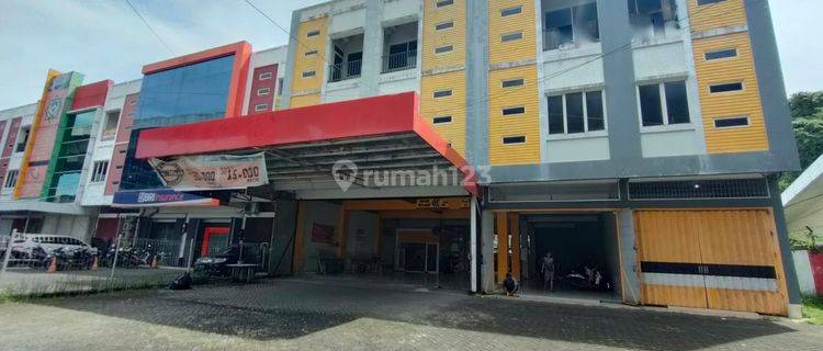 Dijual Ruko Beserta Tanah Jl. AP. Pettarani 1