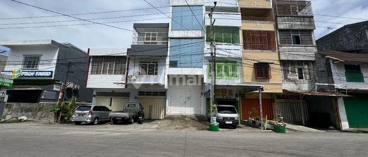 For Sale Shop House on Irian Street (Dr. Wahidin Sudirohusodo) 1