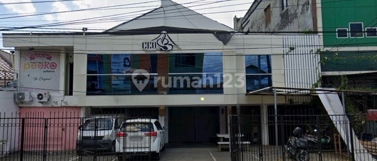 Disewakan Rumah Cocok Untuk Minimart Dan Resto Jl. Pelita Raya 1