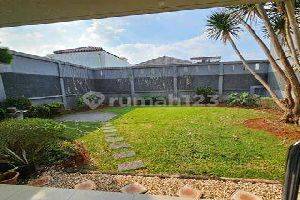 Dijual Rumah Cantik di Gaharu, Cilandak, Jakarta Selatan 1