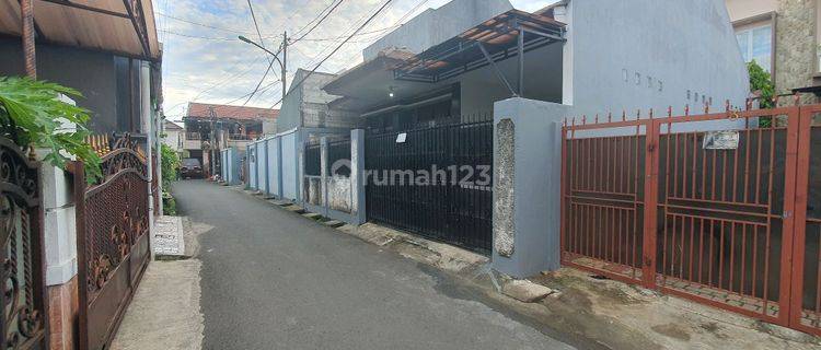 Disewakan Rumah Tinggal Lubang Buaya 3 Kamar 1