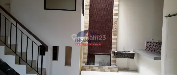  Rumah Minimalis, Kondisi Bangunan Bagus Taman Alfa Indah Jakarta Barat 1