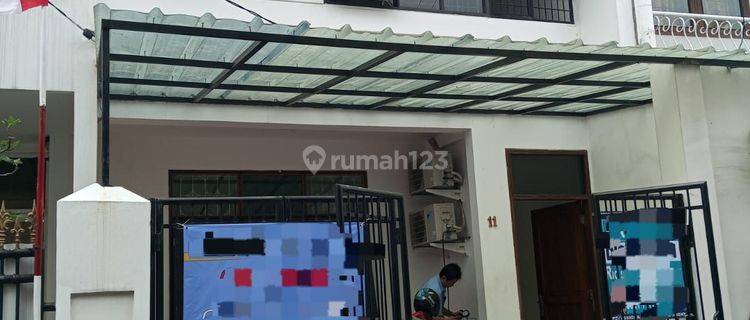 RUMAH 2,5 LANTAI  SIAP HUNI DI TOMANG SUDAH RENOVASI 1