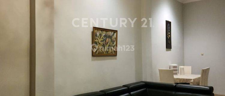 Rumah Full Furnished Belakang Mall Kelapa Gading 1