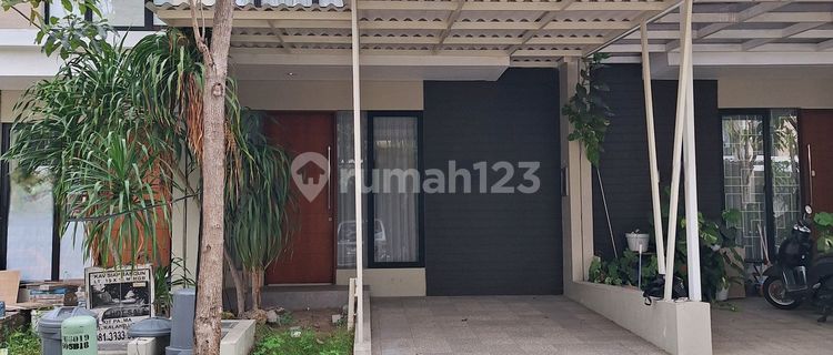 Northwest Lake Park Central Hill Citraland West Surabaya House 1