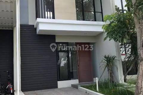 Rumah Northwest Lake Park Central Hill Citraland Surabaya Barat 1