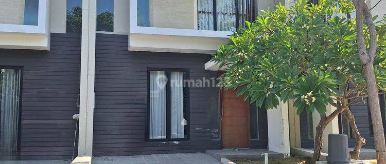 Rumah Full Furnished Northwest Lake Park Citraland Surabaya Barat 1