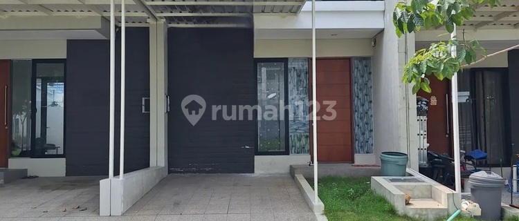 Rumah Northwest Lake Park Central Hill Citraland Surabaya Barat 1