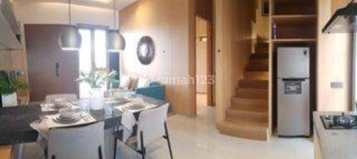 RUMAH CANTIK 3 LANTAI SIAP HUNI DENGAN PRIVATE SKY JAKARTA BARAT 1