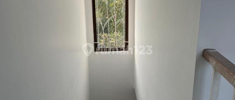 Dijual Rumah Cluster Serpong Jaya Tangsel Siap Pakai Bagus 1