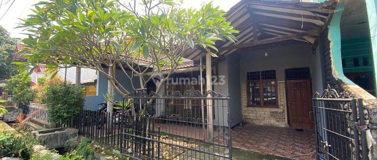 RUMAH HITUNG TANAH DALAM KOMPLEK KEUANGAN CILEDUG 1