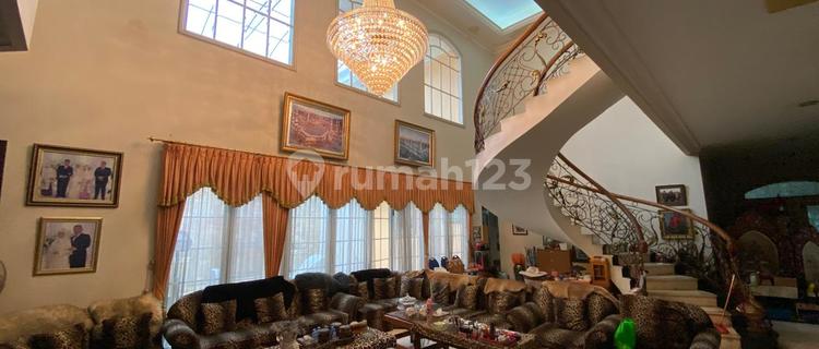 Di Jual Rumah Mewah 2 Lantai di Setia Budi 1