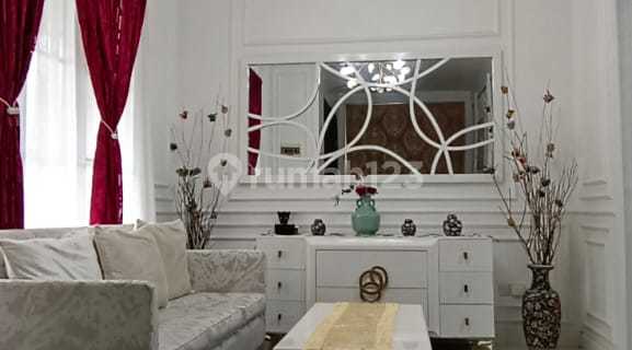Strategic Good House Ready to Live in Bintaro Tangsel LR-13776 1