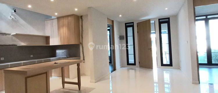 Jual Rumah Lux Furnished di Tatar Wangsa Kota Baru Parahyangan Bandung 1