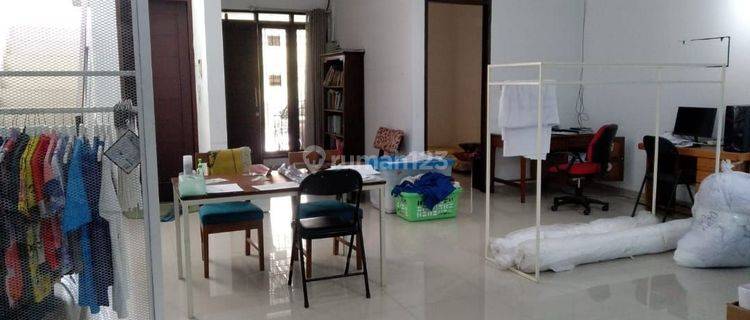 Jual Rumah 2 Lantai Siap Huni di Jln.Batununggal Asih Bandung 1