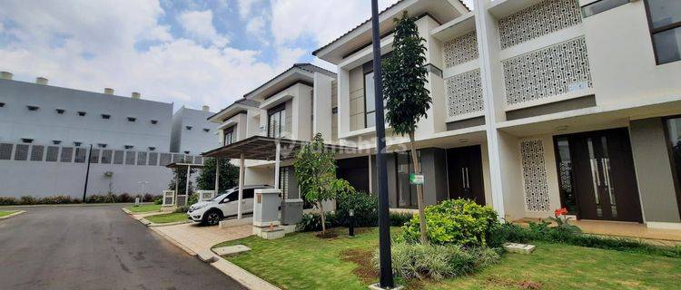 MURAH BANGET EDISI TERJUN BEBAS RUMAH BTARI 2 Lantai di Summarecon Bandung 1