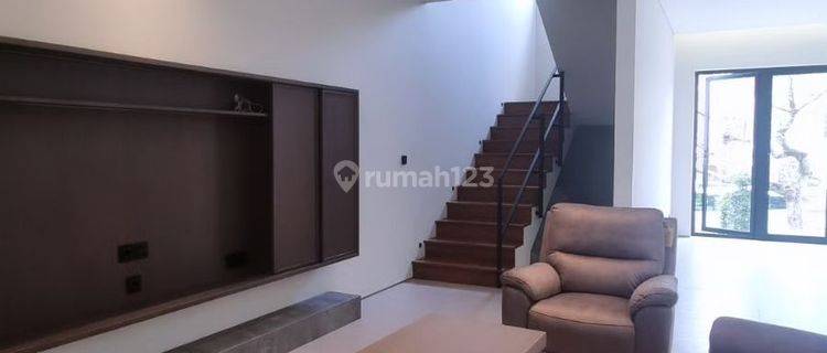 Jual Rumah Furnis Modern Minimalis Di Town Centre  Kota Baru Parahyangan Bandung 1