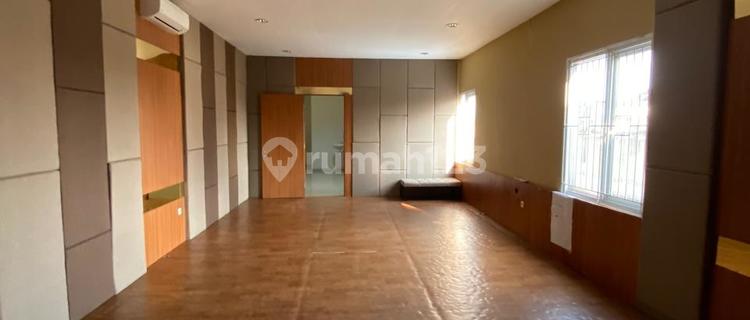 For Rent 3-Story Shop House Opposite Maranatha University Pasteur Bandung 1