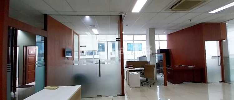 Gedung Perkantoran 4 Lantai, Fully Furnish, Siap Pakai di Warung Buncit, Jakarta Selatan 1