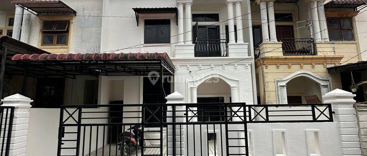 Dijual Rumah Cantik Siap Huni di Daerah Setiabudi  1