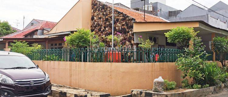 Rumah di Surya Bahagia SHM Bagus Hoek Selatan Timur 1