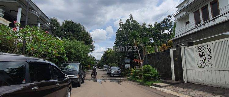Dijual Rumah plus rumah kost di lingkungan strategis di Surryalaya Buah batu Bandung. 1