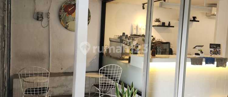 Rumah untuk Usaha di Pertengahan cijantung Bagus 1