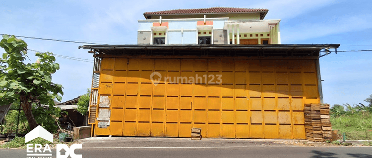 Rumah Usaha Bagus Pinggir Jalan Kemang Karangbener Bae Kudus 1