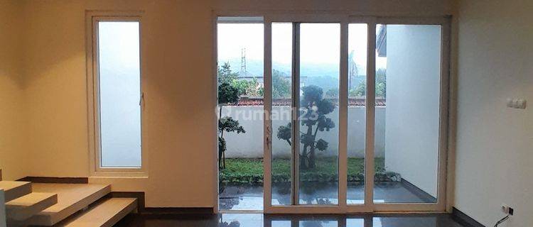 Rumah Mewah View Gunung Ada Basement Cempaka Ungaran Barat 1