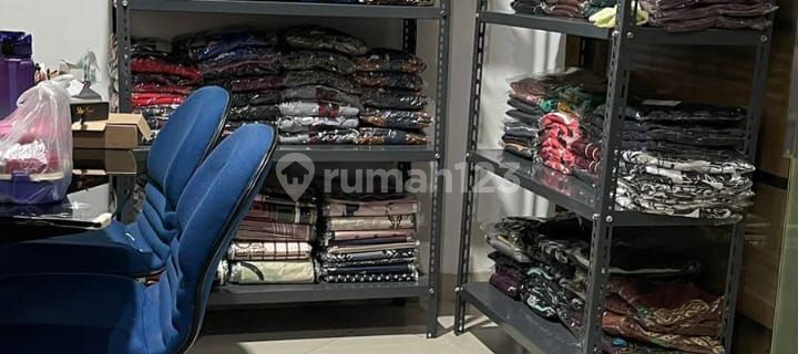 Di sewakan tempat usaha di Boulevar hijau harapan indah Bekasi  1