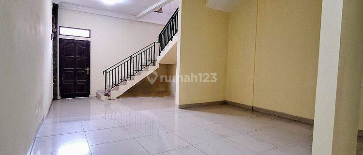 Dijual Rumah 2 Lantai Di Pangeran Jayakarta Jakarta Pusat 1