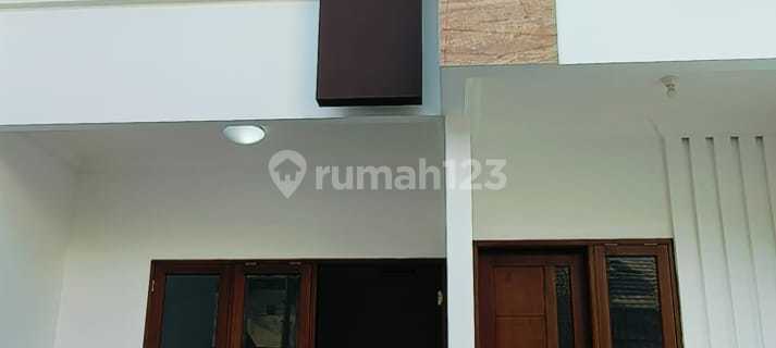 New Ready-to-Live House for Sale in Pondok Bambu, East Jakarta 1