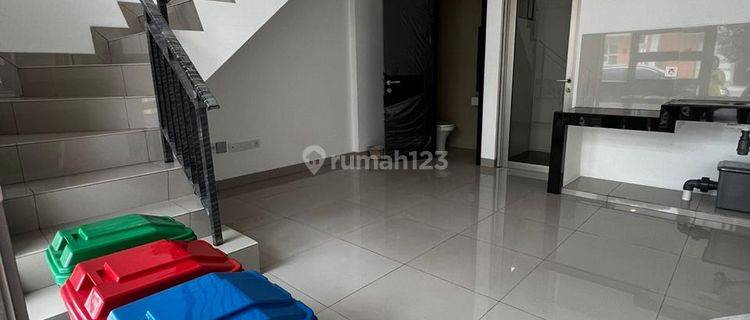 Rumah 2 Lantai Pantai Indah Kapuk 2 Pik 2 Jakarta Utara 1