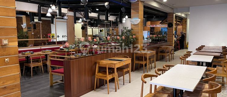 Strategically Located Shophouse Suitable for Business in Kalimalang, Bekasi 1