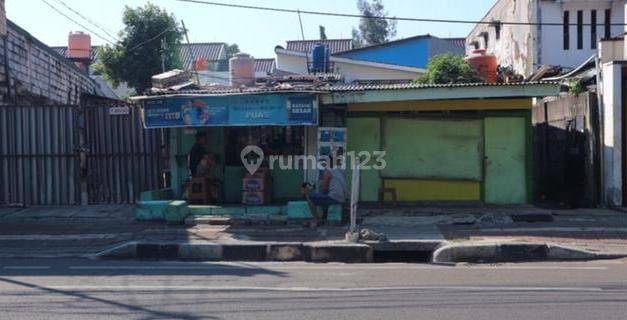 * Rumah  Bahan Di Jalan Raya Pramuka (Protokol) Jakpus 1