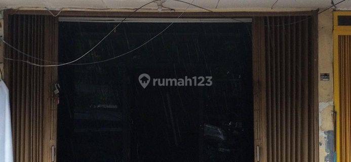 Ruko 2 Lantai Di Perumahan  Pulogebang Permai Jakarta Timur 1