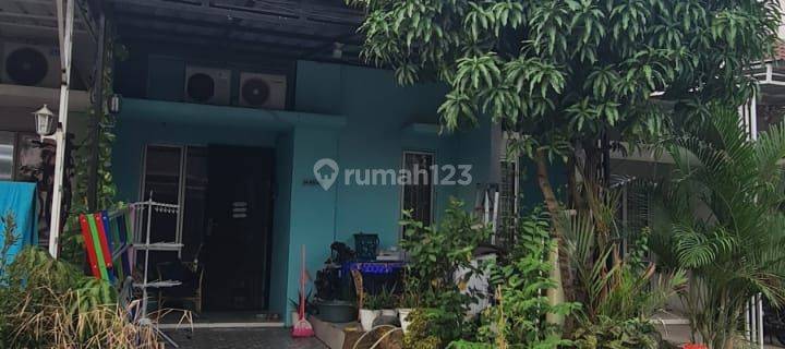 Rumah 3,5 Lantai Full Renovasi di Mutiara Gading City Bekasi 1