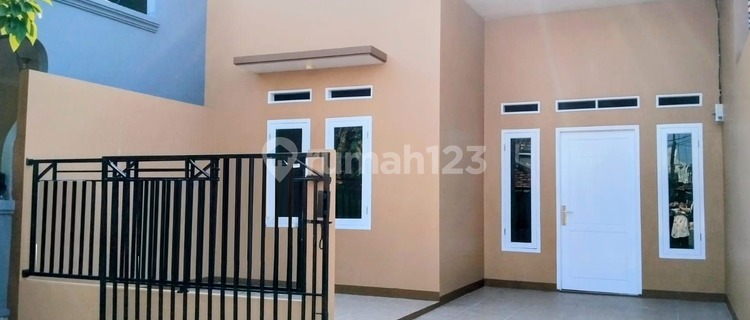 House for Sale in Taman Harapan Baru, Bekasi 1