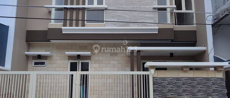 Rumah Baru Babatan Pantai Termurah Lebar 9 Meter Harga 2M-an Minimalis 2lt 1