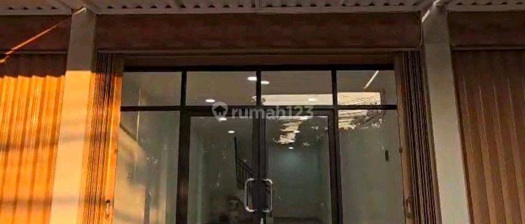 Ruko Ready Bebas Banjir Lokasi Strategis Cocok Buat Usaha 1