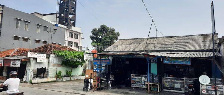 Gudang Di Pinggir Jalan Raya Besar Cibinong, Murah 1